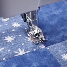 Piedino Pfaff per cucitura Stitch-in-Ditch con sistema IDT™ cod.820925096