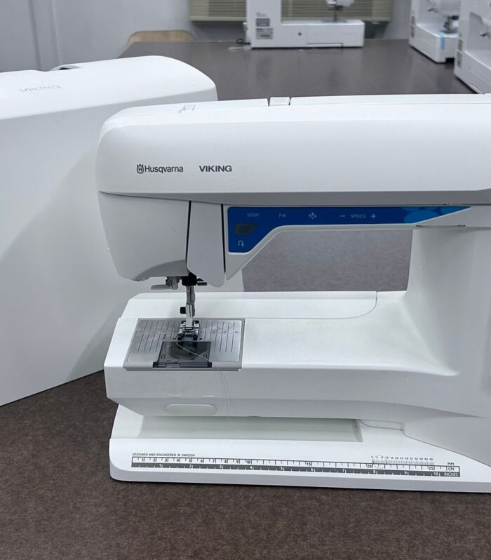 Husqvarna Viking Opal 650 garantita
