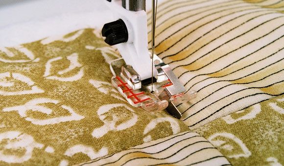 Piedino trasparente per quilt con guida centrale cod.412927446
