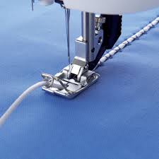 Piedino Pfaff per galloni con sistema IDT™ cod.820607096